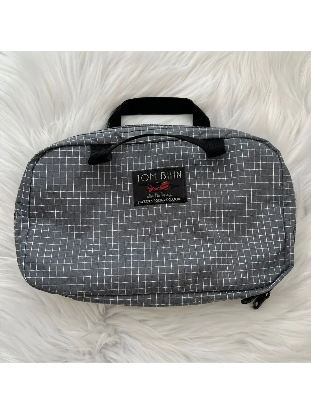 Tom Bihn Standard Spiff Kit Gray Grid Hanging Travel Toiletry Bag USA